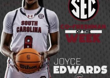 ESPN Report: Gamecocks Star Joyce Edwards Seals $30 Million Endorsement Deal, Donates $10 Million to Program – South Carolina Gamecocks women’s basketball sensation Joyce Edwards has achieved a monumental feat, securing a…