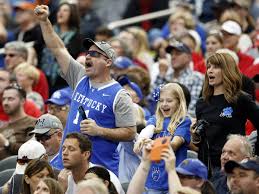 “Kentucky Wildcats Fans Furious: Coach Mark’s Troubling Decisions Exposed!”