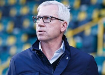 „От протест към политика: Алън Пардю напуска ЦСКА София след хвърлени банани по…