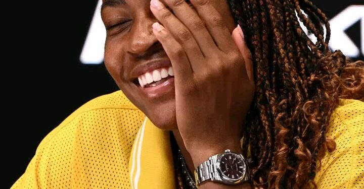 “Fans Furious as Coco Gauff Snubs Legend in Post-Match Interview!”