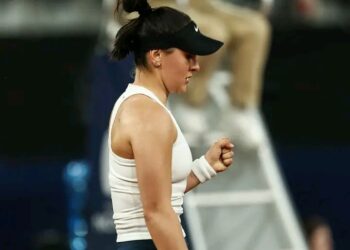 “Has Fame Destroyed Bianca Andreescu’s Game? Fans Divided After Latest Meltdown”