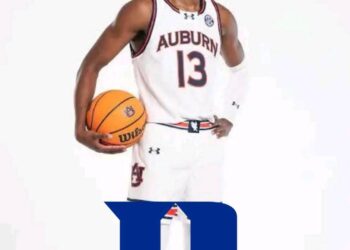 Breaking News: Auburn Tigers guard Miles Kelly has decided to join the Kentucky Basketball program.