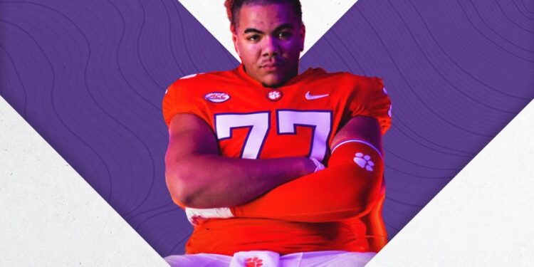 Jaylan Beckley  Shocks Football World: Decommits from Texas to Join Powerhouse Team at Clemson ”