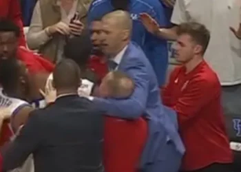 Mark Pope Violence Nature Exposed Leaving Kentucky Wildcats Fans Shocked