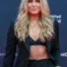 Olympic champion and Tiger Woods’ ex Lindsey Vonn turns heads in daring outfit whil…
