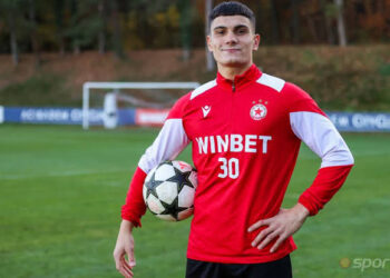 Извънредни новини: Футболът на ЦСКА Петко Панайотов стана национал на годината в спортните новини….