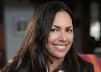 BREAKING: Susana Hoffs in Horrific Car Crash – Shocking Details Inside….