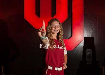 I’ am living for good,Oklahoma Softball QB Chaney Helton  announces intent to enter….