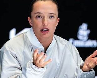 Iga Swatiek addresses Controversial Interaction with Her Coach