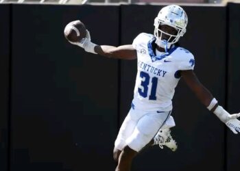 Maxwell Hairston was named by ESPN as one of the 100 best draft picks |
