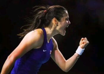 “Raducanu Reveals Secret Behind Her Comeback – Fans Are Divided!”