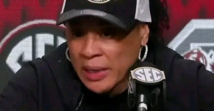 “Dawn Staley DROPS BOMBSHELL: South Carolina Claims No. 1 Seed DESPITE Losing Star Aliyah Boston — Are They REALLY Ready to Dominate?”