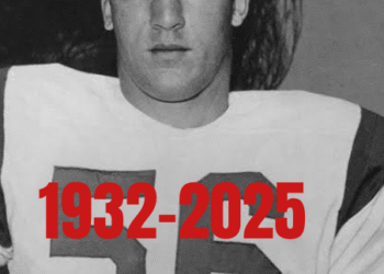 Legendary New England Patriots Coach Jon Morris Dies at 91: A Titan of College Football Passes On read more details 👇👇