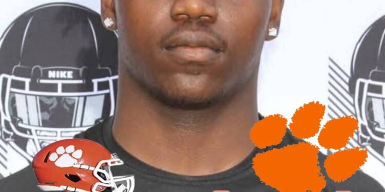 No. 1 All Time Player in America Shocks Football World  Decommits From Florida: Commits Clemson Tigers Over Tennessee, Georgia….