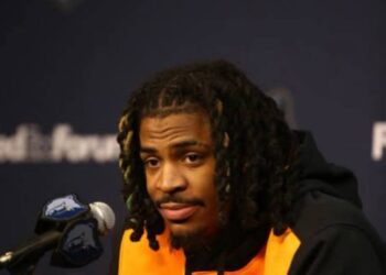 Unprecedented Rejection: Memphis Grizzlies player Ja Morant REJECTS a massive $90.5 Million NIL offer from USC, prioritizing team LOYALTY over FINANCIAL gain