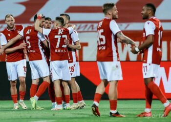 ГОООООЛ! Йоанис Питас е точен от дузпа в 58-мата минута! 3:0 за ЦСКА! ❤️❤️❤️ Вижте още: 👇