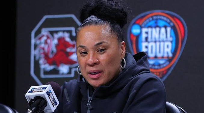 University of SouthCarolina Gamecocks head Basketball coach Dawn Staley has filed a $400m lawsuit against the NCAA, alleging a conspiracy with the university to make her a….Full details👇