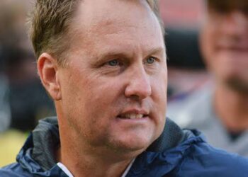 Breaking News: Hugh Freeze, Head Coach of the Auburn Tigers Invests $3.6 Million to Transform House into Shelter for Homeless Youth in Auburn after serious….