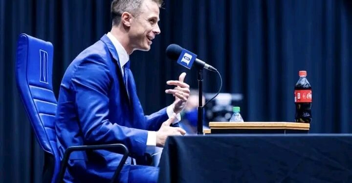 “Shock Exit: Jon Scheyer Chokes Up in Farewell Bombshell — Fans Left Stunned by Duke Coach’s Emotional Goodbye!”