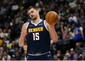 “Blockbuster Betrayal? Nuggets Eye Shocking 3-Team Deal — Star Forward Could Land with Lakers or Nets!”