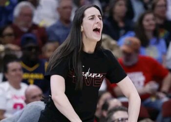 “Dawn Staley Takes a Jab? Her Shocking Comment About Caitlin Clark’s Role in Fever-Sky Showdown Sparks Debate!”