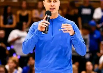 Massive Donation from Duke Booster Stuns Fans—Jon Scheyer’s Striking Response Fuels Wild Theories of a Hidden Power Move in Motion!