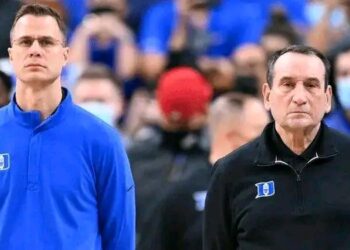 “Mike Krzyzewski Shocks Jon Scheyer With Major Surprise for Duke Basketball — Fans Erupt in Celebration!” “Not Just a Gift, But a Statement” — BBN Goes Wild as John Wall Unveils Stunning Million-Dollar Surprise…