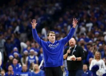 BREAKING: Rupp Arena Erupts as Kentucky Wildcats’ Travis Perry Secures Landmark Five-Year, $10.5 Million NIL Deal — Set to Finish Career at UK as Coach Mark Pope Commits to Shaping His Legacy