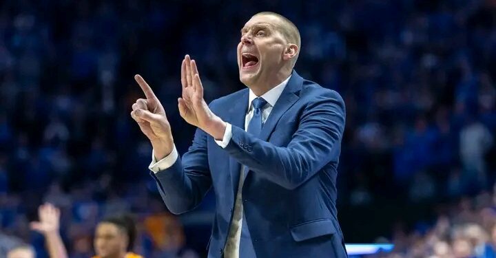 BREAKING: Mark Pope Reveals Surprising News on GM Hunt as Kentucky Wildcats Face NCAA Draft and Free Agency Without a Permanent GM, Sparking Worries Over Roster Stability, Trades, and Offseason Plans Amid Tight Cap and Crucial Player Choices