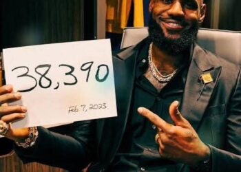 “LeBron James Channels Wilt Chamberlain: The Shocking Moment That Shattered Records and Redefined Greatness!”