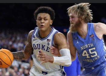 “Duke Legend Caught Admitting Love for Rival UNC — Fans Furious!”