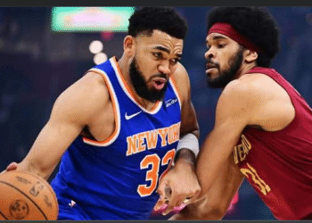 “Karl-Anthony Towns on the Trade Block?! 5 Wild Scenarios That Could Shake Up the Knicks and the Entire NBA!”