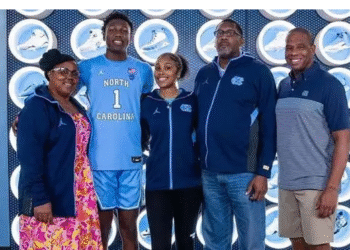 “UNC Secures Commitment from 7-Foot Arizona Center, Nation’s No. 27 Five-Star Recruit, for Tar Heels Basketball”