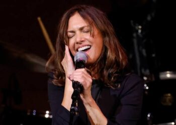 Susana Hoffs  Announces Massive 2026 World Tour, Teases New Album in the Works, the set to be released on the….