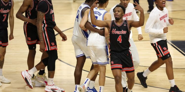 “Exposed!” NCAA Drops Bombshell Ruling on Referees After Shocking Calls Against Houston — Fans Demand Justice as Final Verdict Stuns the SEC! Duke Blue Devils — Houston Game Scandal Just Took a Dark…