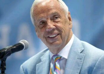 Fans Finally Got Their Wish As Former Head Coach Williams Roy Drops Bombshell Announcement on Their Head Coach Hubert Davis…