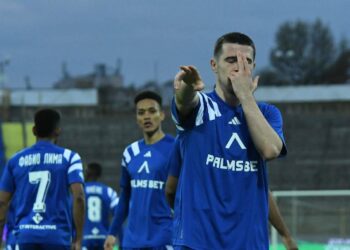 Бомбастична оферта: Бивш директор на Ботев Пловдив разтърсва Левски с предложение за “стотици хиляди евро” за Марин Петков!