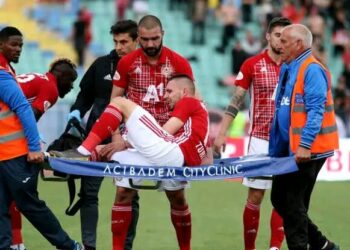 ХАОС В СОФИЯ: Експлозивно сбиване в сблекалнята принуждава ЦСКА да уволни ключов играч преди дербито