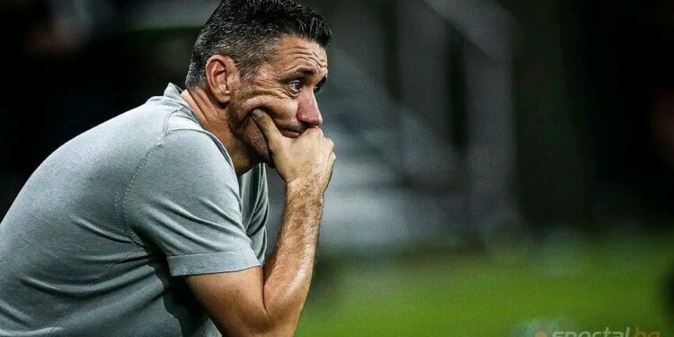 ШОКИРАЩО РАЗКРИТИЯ: ЦСКА има таен план да смени треньора с европейски шампион