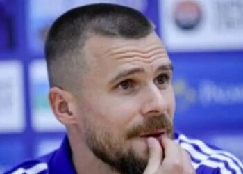 СИН ГРЪМ УДАРЯ! ЛЕВСКИ ПРОДАВА СУПЕРЗВЕЗДАТА СИ – ФЕНОВЕТЕ В ШОК, БЪДЕЩЕТО НА КЛУБА Е В ТЕЖЕСТ!