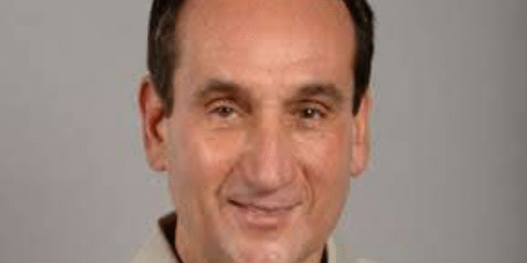 HOW MUCH DO YOU KNOW: In 42 seasons at UNC Mike Krzyzewski  built a dynasty that few programs in the history of the game can match…..see more👇