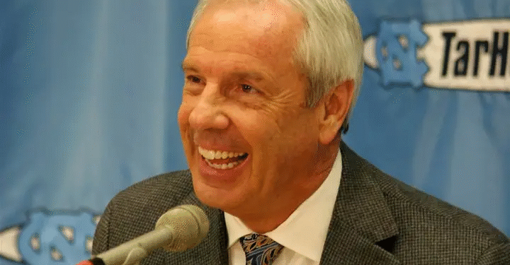 “UNC Fans in Shock After Roy Williams’ Explosive Announcement – Nothing Will Ever Be the Same!”