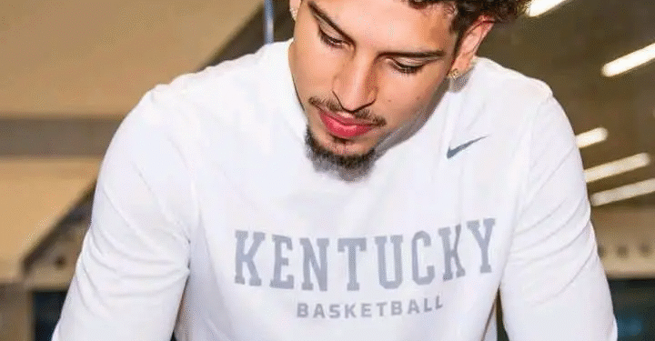 “He Signed the Contract — But What Koby Brea Wore Has Kentucky Fans Losing It! You Won’t Believe the Message He Sent!”