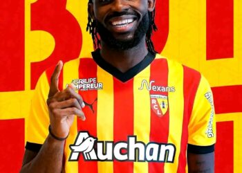 Легендата на ЦСКА София Годуин Коялипу ще се завърне в ЦСКА София, след като престоят му в РК Ленс беше прекратен заради конфликт с треньора.