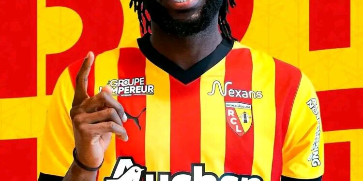 Легендата на ЦСКА София Годуин Коялипу ще се завърне в ЦСКА София, след като престоят му в РК Ленс беше прекратен заради конфликт с треньора.