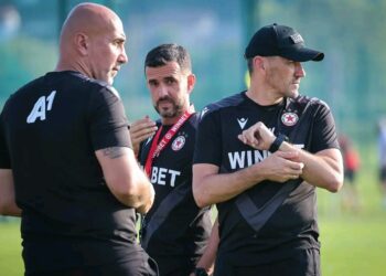 🚨 ГОЛЯМО РАЗОЧАРОВАНИЕ ЗА ЦСКА: Защитникът на ЦСКА е информирал спортния директор на ЦСКА Пол Нова, че иска да напусне клуба и няма намерение да играе отново за тях преди новия сезон!