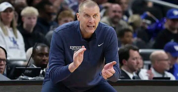 “A New Era of Coaching: How Kentucky’s Mark Pope is Winning in the NIL and Transfer Portal Era While Veterans Like Tom Izzo Resisting…
