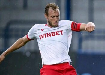 Хммм… ЦСКА в Объркване печели исканията на Норвежкия полузащитник Йонатан Линдсет Прочетете повече по-долу