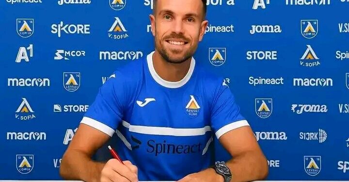 Левски София обяви трансфера на новото попълнение Хендерсън с договор за четири години