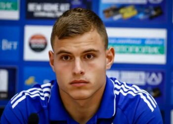 Светослав Вуцов напуска Левски София и се завръща в Славия София